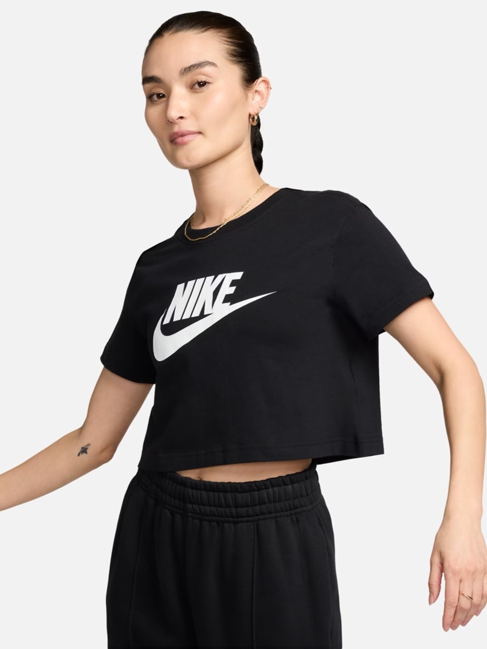 Nike Women’s 100% Cotton Cropped Logo T-Shirt - Black